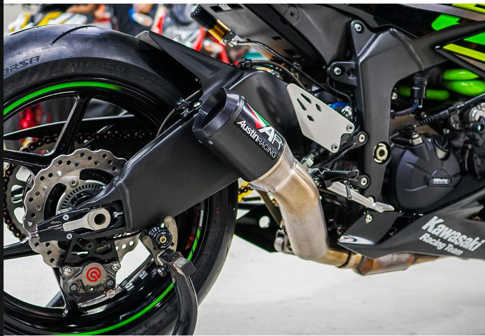 AUSTIN RACING GP1R/GP2R/V3 SLIP-ON KAWASAKI ZX636/ZX6R 2009-2025