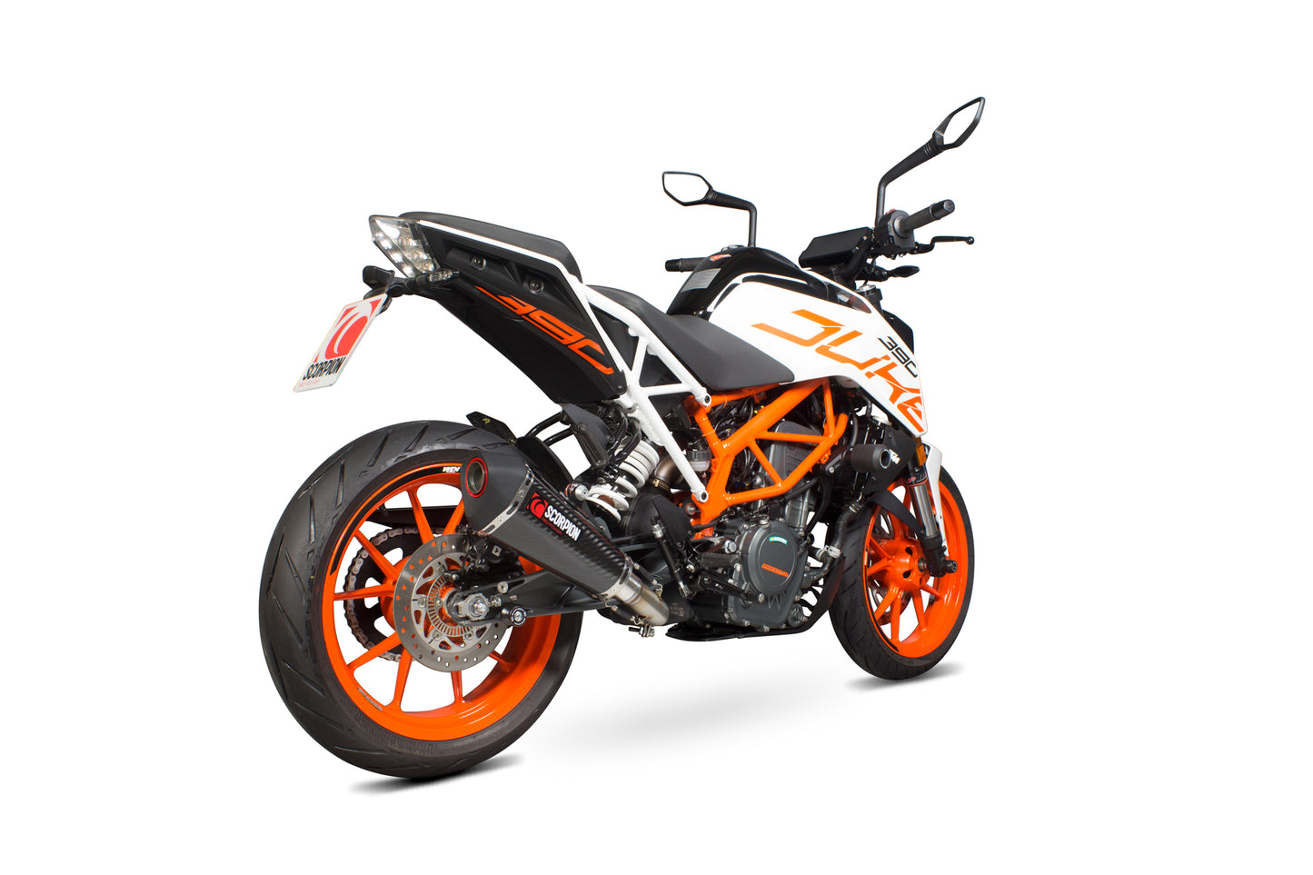 SCORPION SERKET TAPER SLIP-ON KTM DUKE 390 17'-20' CARBON FIBER