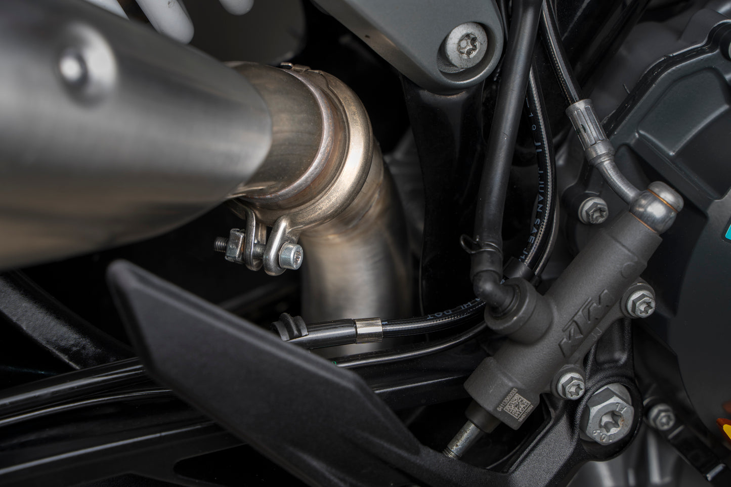 SCORPION CATALYST REMOVAL PIPE FITS BOTH OE OR SCORPION SLIP-ON