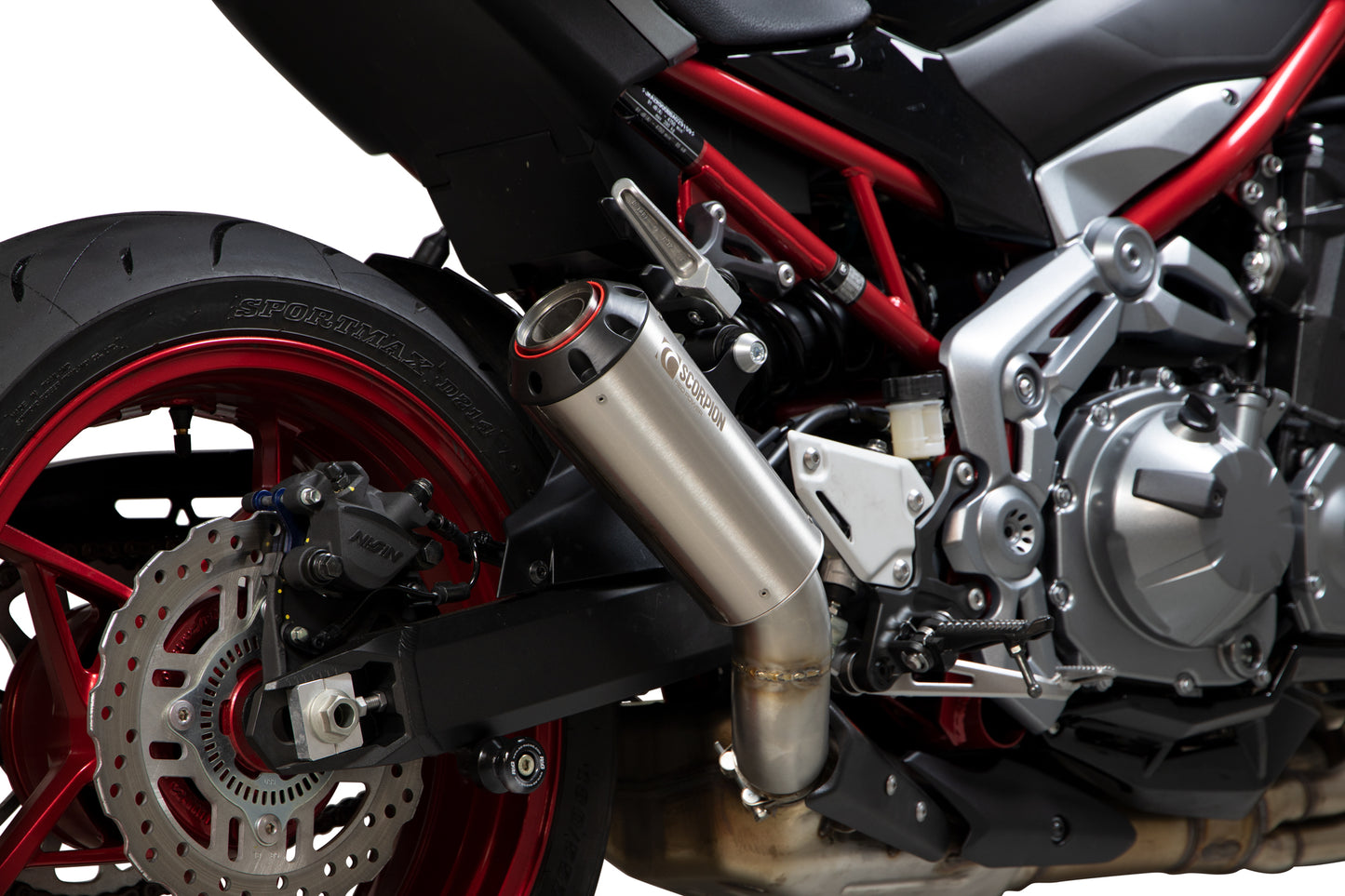 SCORPION RED POWER SLIP-ON KAWASAKI Z 900/Z900 (A2) 17'-19' ACERO INOX.