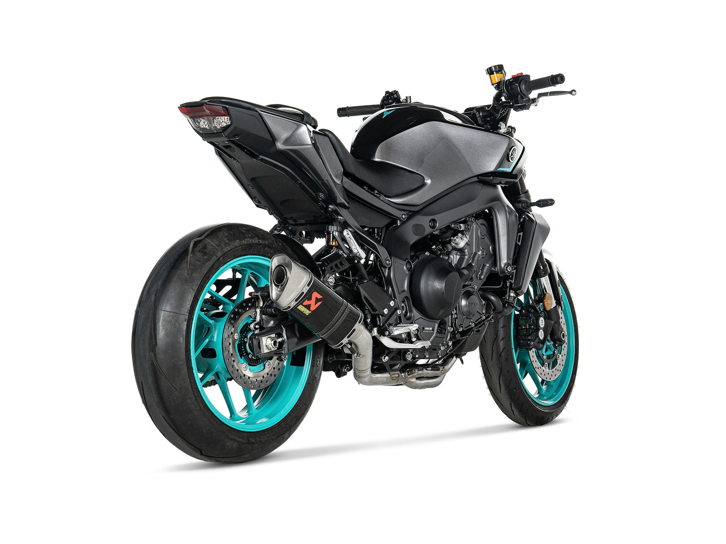 AKRAPOVIC ESCAPE COMPLETO RACING CARBONO YAMAHA MT-09 2024-25