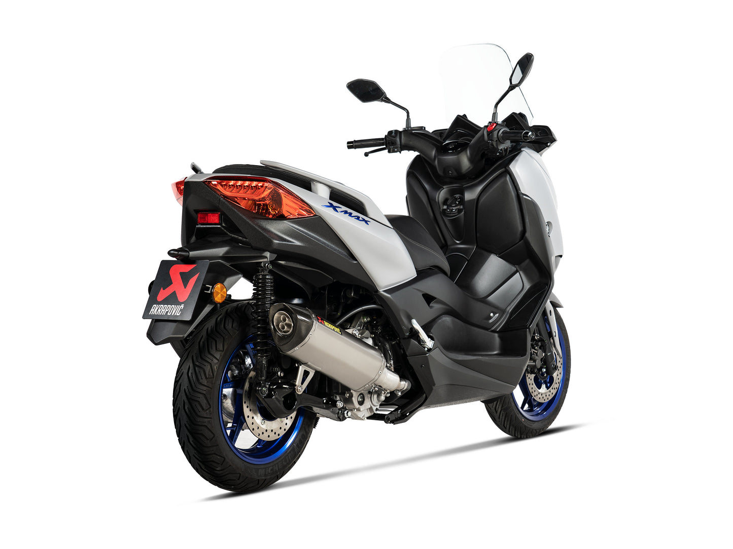 AKRAPOVIC APPROVED SLIP-ON MUFFLER YAMAHA X-MAX 300 2017-23